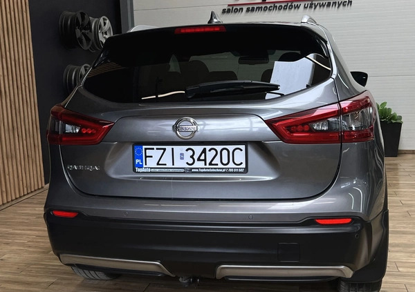 Nissan Qashqai cena 73900 przebieg: 106000, rok produkcji 2018 z Woźniki małe 742